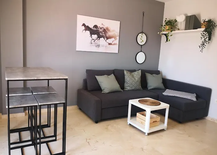 Marina De Casares Suites